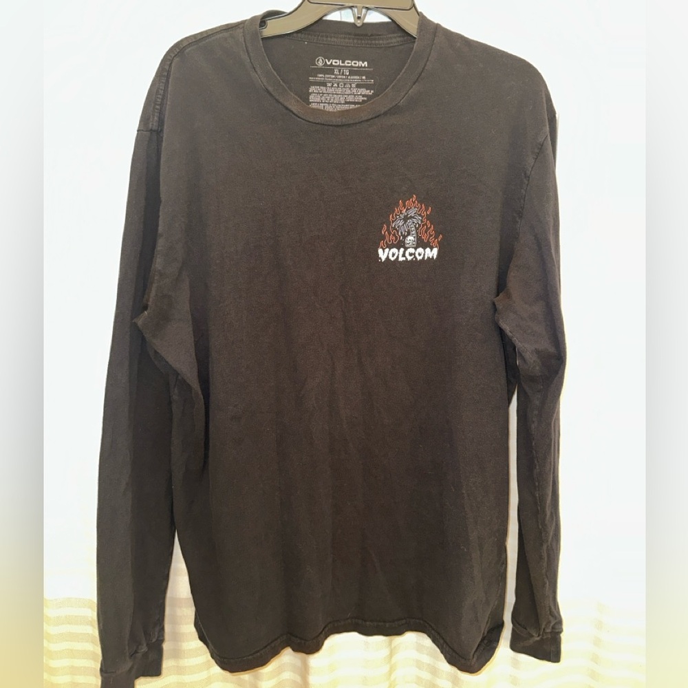 2019 Volcom Skate long sleeve shirt size XL